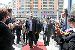 綠之韻集團(tuán)胡國(guó)安董事長(zhǎng)赴黑龍江、遼寧市場(chǎng)考察指導(dǎo)工作