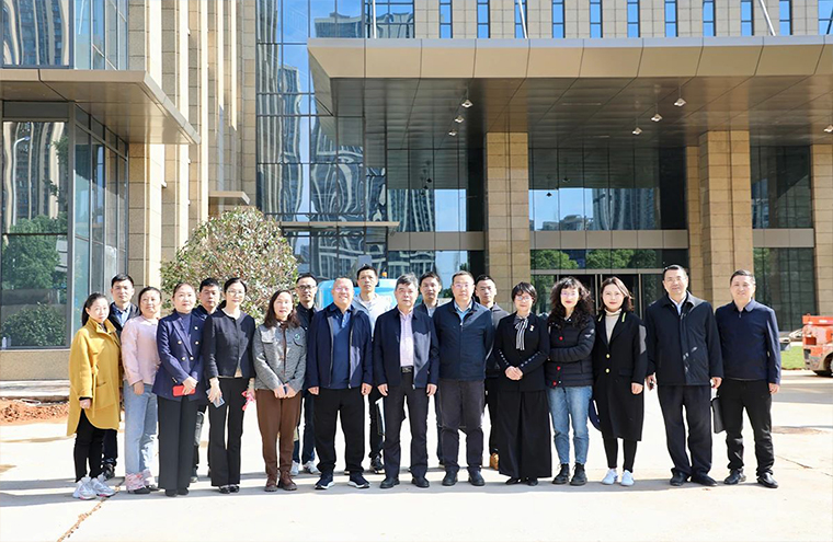 湖南省人大常委、致公黨湖南省委會(huì)副主委、秘書(shū)長(zhǎng)田宗之一行蒞臨綠之韻中心調(diào)研